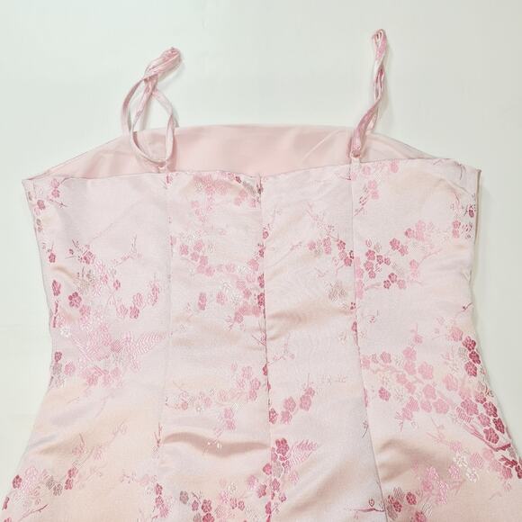 Superdown Letizia Printed Mini Dress in Pink Floral Small - Picture 6 of 11